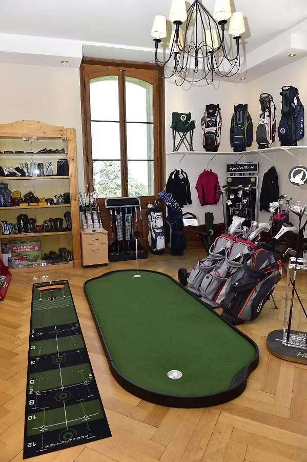 Le Manoir Du Golf Bed & Breakfast Publier