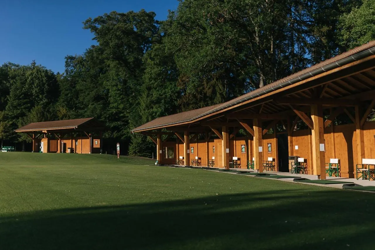 Le Manoir Du Golf Bed & Breakfast Publier 0*,