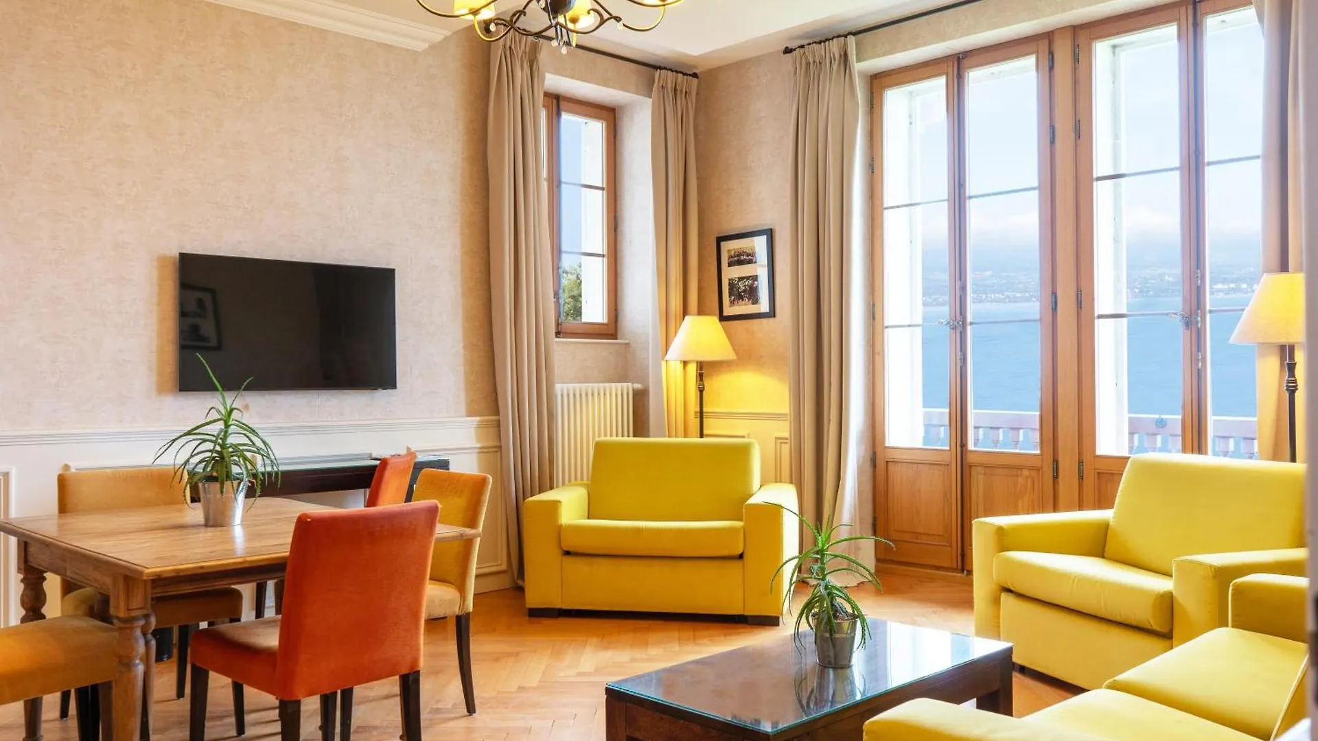 Le Manoir Du Golf Bed & Breakfast Publier France